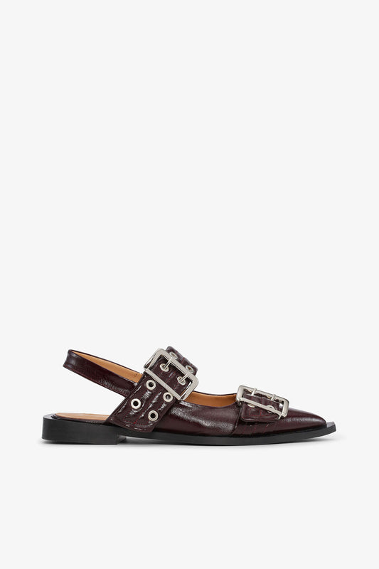 Feminine Buckle Ballerinas in Burgundy - GANNI