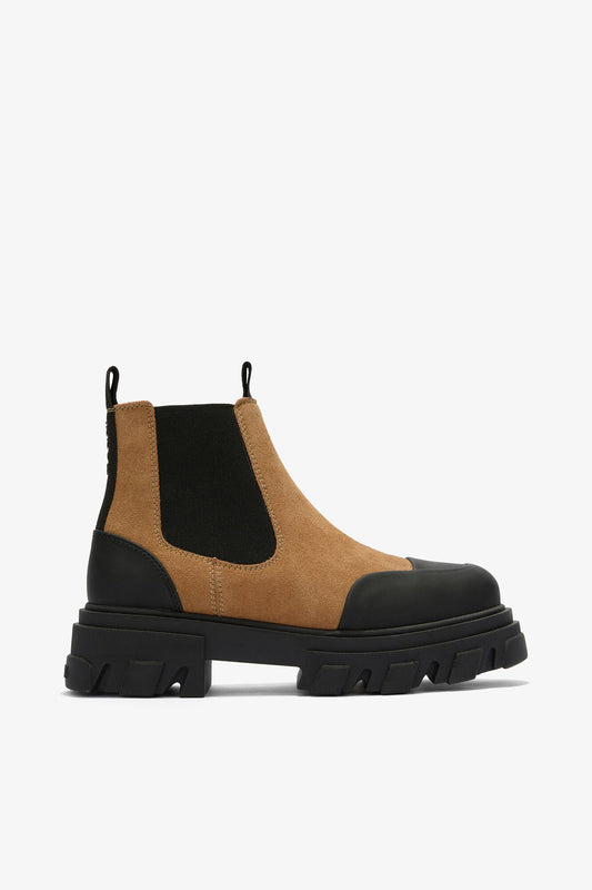 Low Chelsea Boots in Suede Brown - GANNI